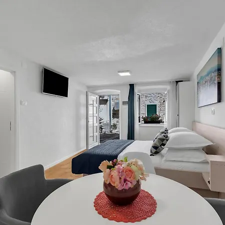 Luxury Center Apartment Makarska