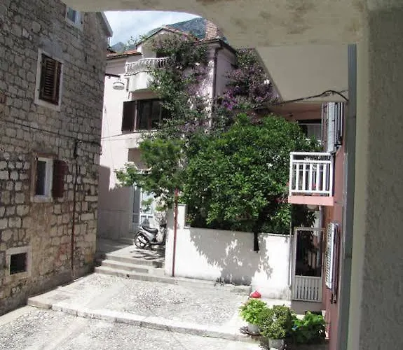 Lägenhet Luxury Center