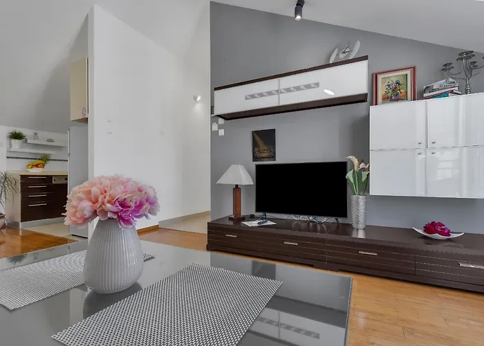 Luxury Center Makarska