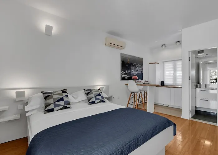 Luxury Center Lägenhet Makarska