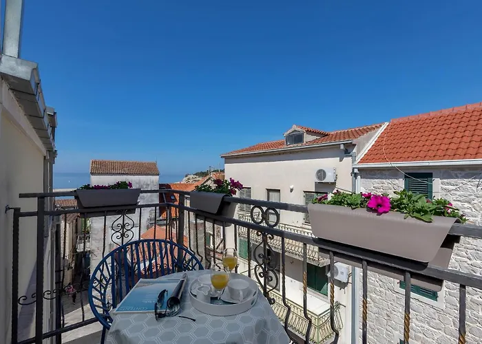 Lägenhet Luxury Center